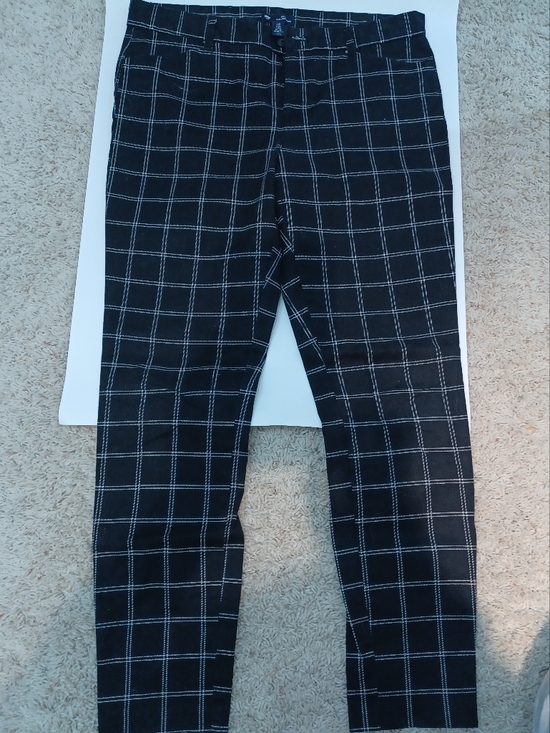 GAP Pants - GAP Black Windowpane Cropped Pants